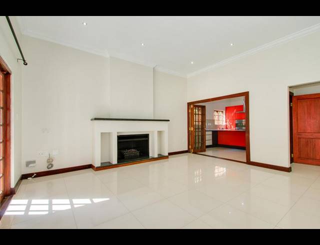4 BEDROOM PROPERTY TO RENT IN BRYANSTON